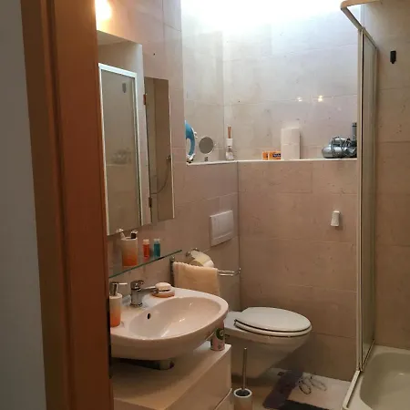 Emc Maisonette Vendégház